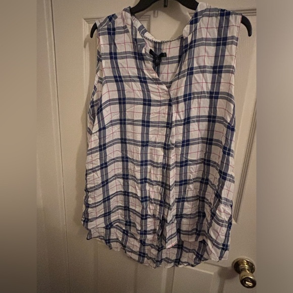 Title: Max Jeans Plaid Sleeveless Button-Up Top - Size 1X NWT - Picture 1 of 4
